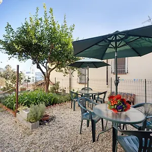 https://old-city-apartment-seaview.hotelitalianriviera.com