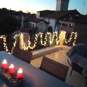 https://venice-holiday-terrace.hotelslidodijesolo.com